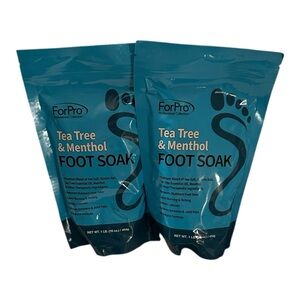 set of 2 1 lb bags of Tea Tree & Menthol Foot Soak nwt